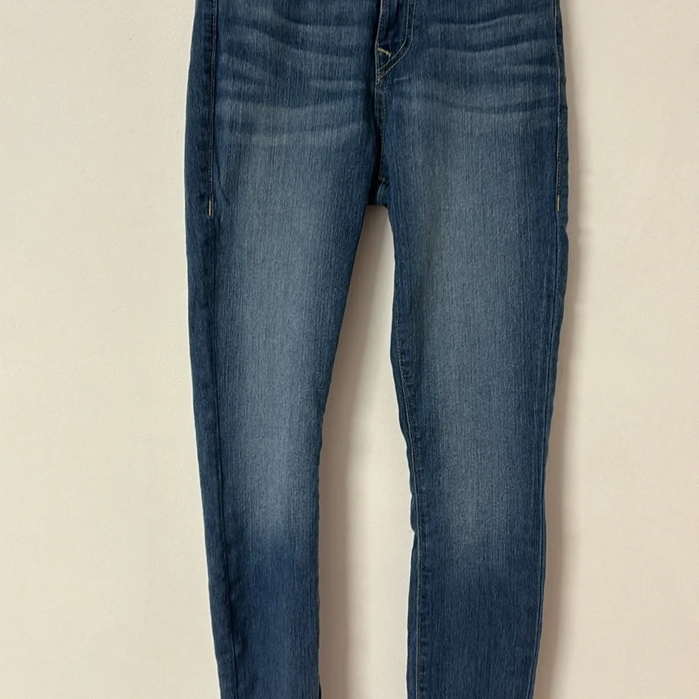 NWT Halle High Rise Super Skinny Dark Wash - Picture 9 of 11